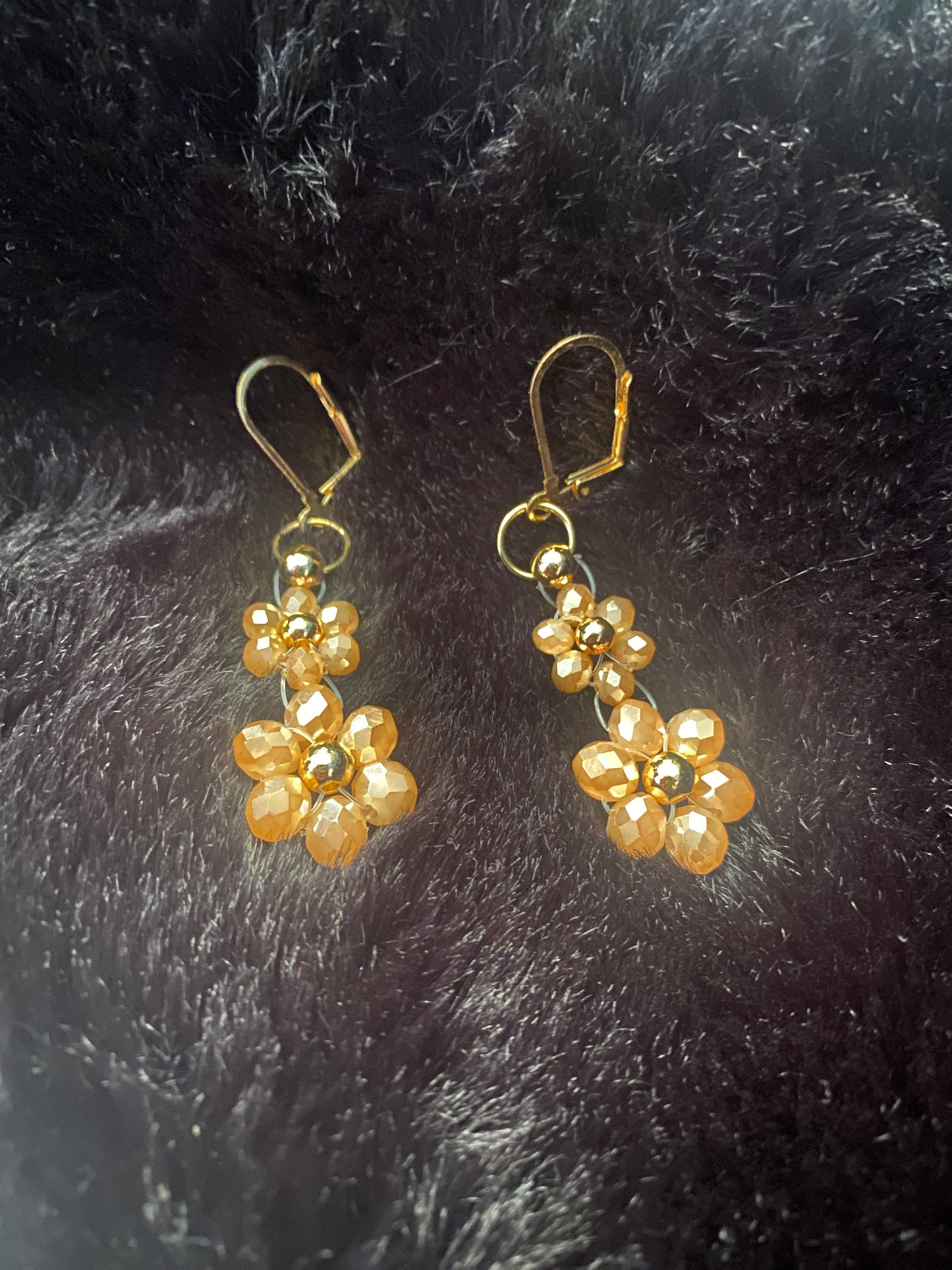 Champagne Daisy Earrings